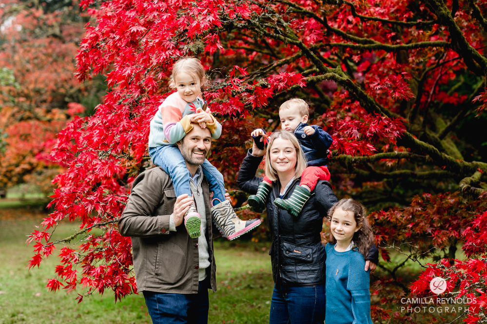 family photo session outside cotswolds